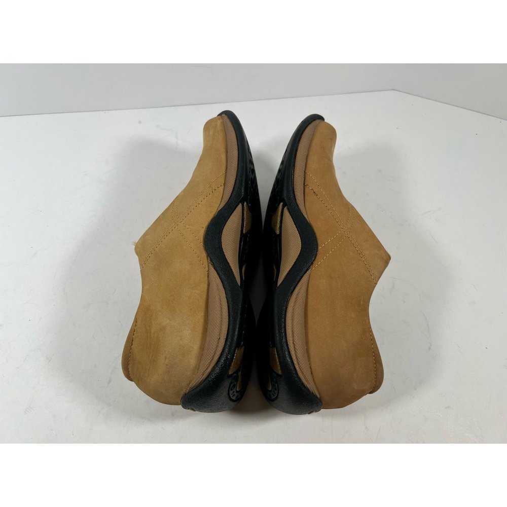 Clarks Womens Springers Loafers Shoes Khaki Tan Leather Slip On Low Heel 9M - Picture 6 of 7